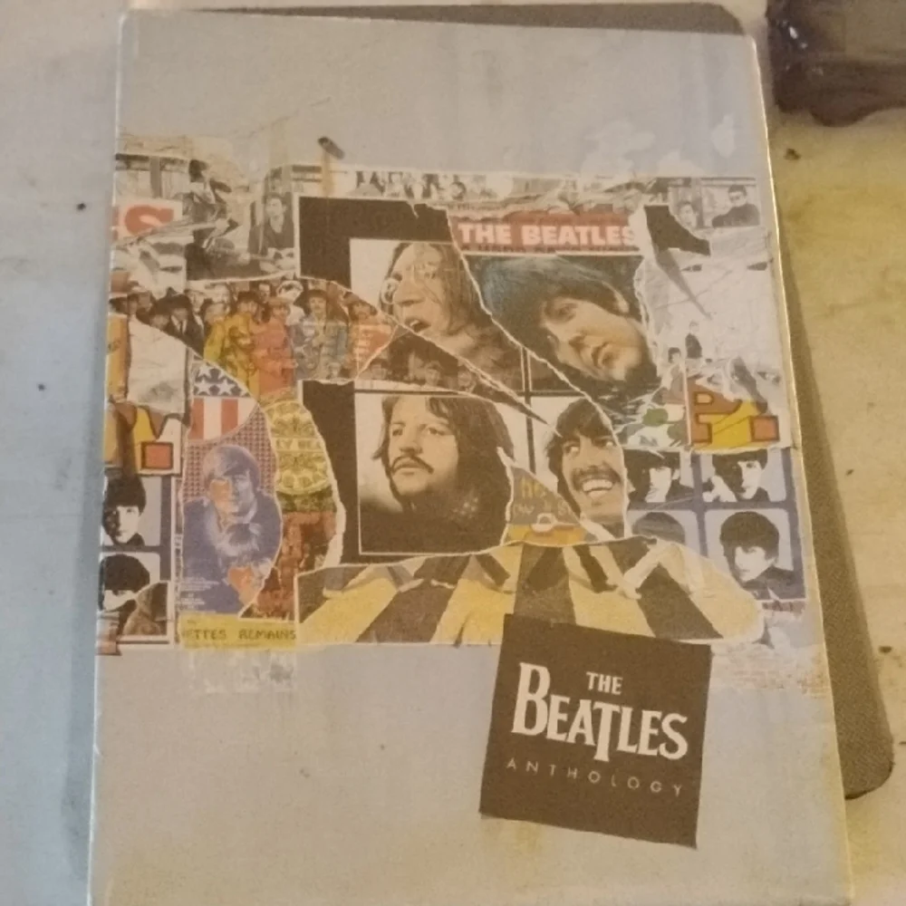 The Beatles Anthology Bookof DVDs